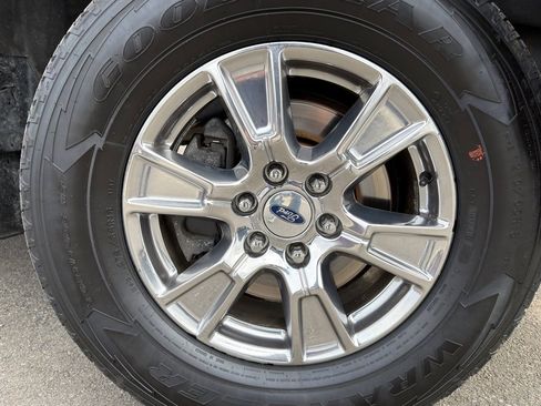 Used 2017 Ford F150 XLT w/ Equipment Group 302A Luxury image 22