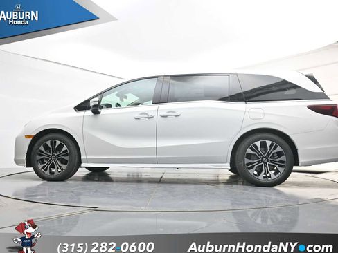 New 2026 Honda Odyssey Elite image 19