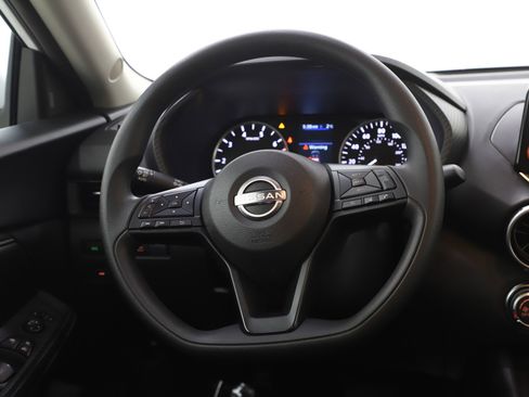 Used 2025 Nissan Sentra S image 14