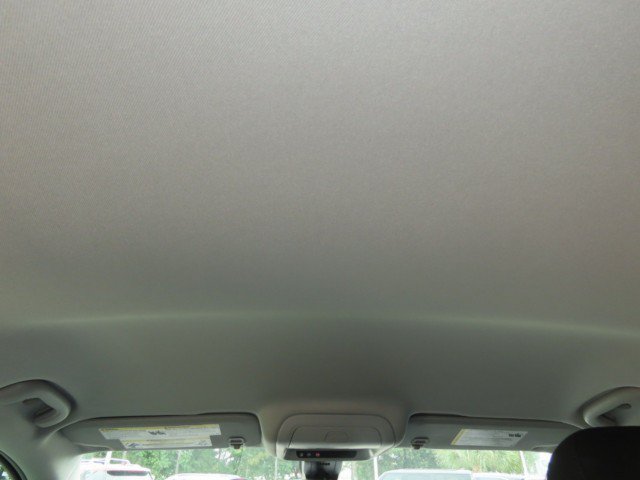 Used 2024 Chevrolet Equinox LT FWD image 17