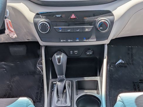 Used 2021 Hyundai Tucson SE FWD image 19