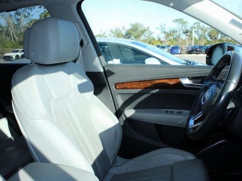 Used 2018 Audi Q5 2.0T Premium Plus w/ Premium Plus Package image 8