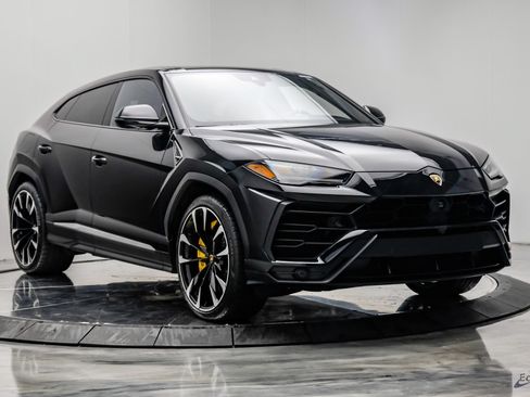 Used 2022 Lamborghini Urus AWD/4WD image 22
