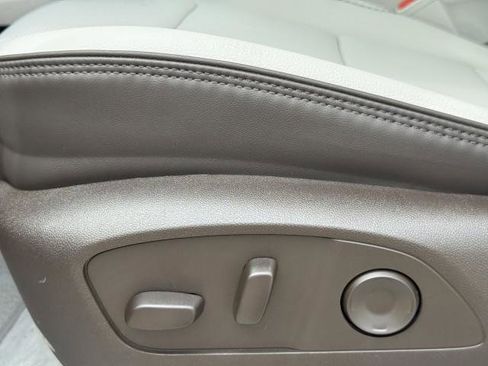 New 2026 GMC Acadia Denali w/ Super Cruise Package image 20