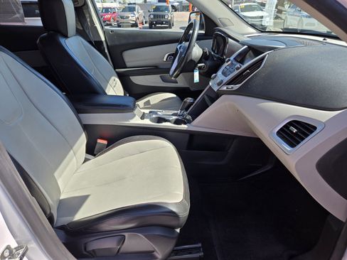 Used 2016 GMC Terrain SLT image 12