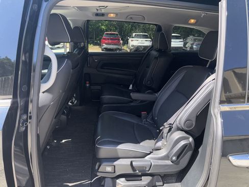 Used 2023 Honda Odyssey Elite image 15
