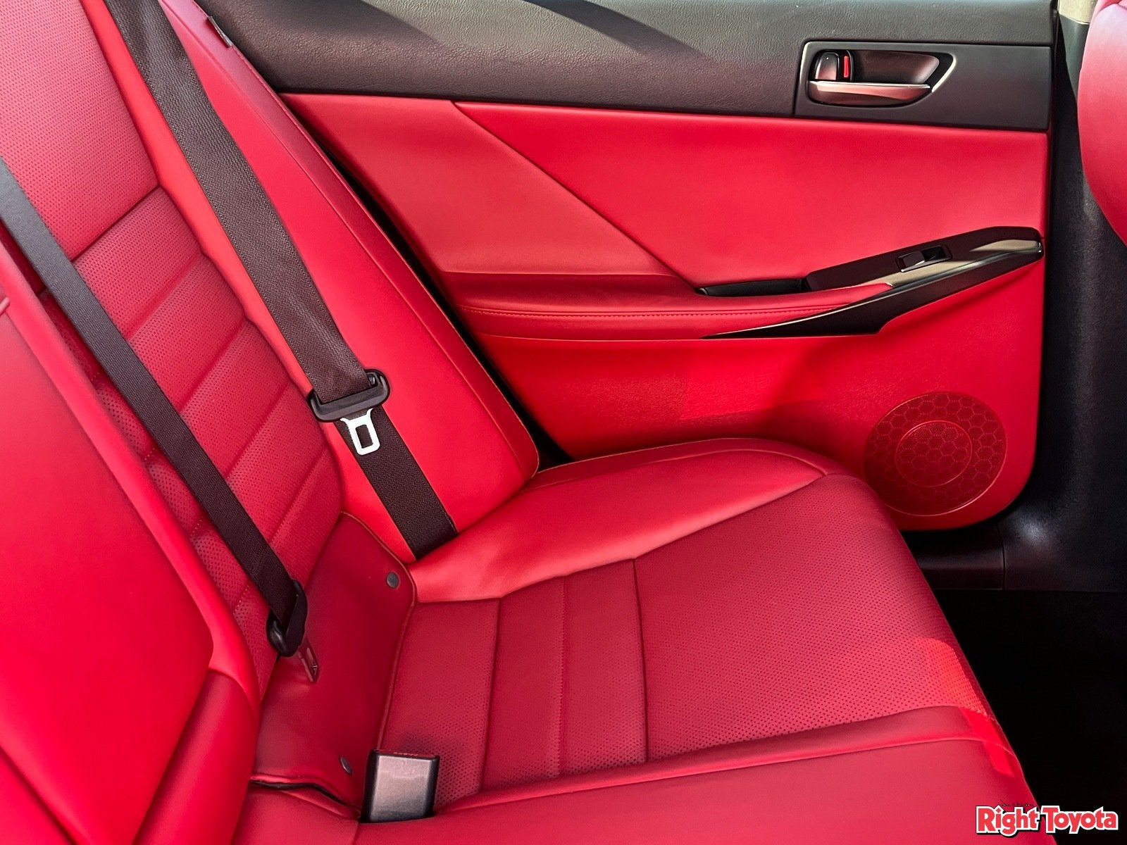 Used 2025 Lexus IS 350 F Sport RWD image 14