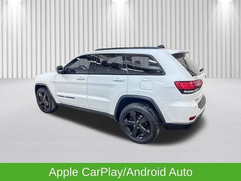 Used 2019 Jeep Grand Cherokee Laredo image 10