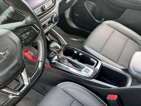 Used 2021 Chevrolet TrailBlazer RS w/ Sun and Liftgate Package image 17