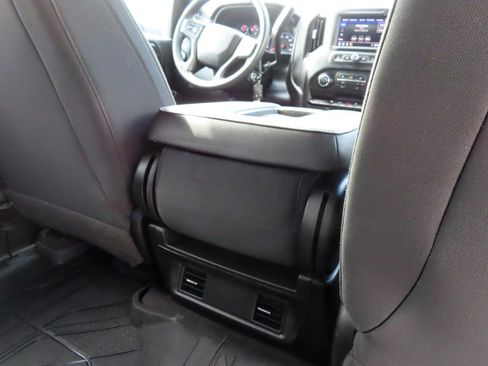 Used 2022 Chevrolet Silverado 2500 Custom w/ Custom Value Package image 22