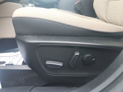 Used 2022 Ford Escape SE w/ Convenience Package image 21