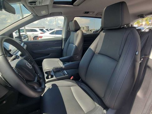 Used 2024 Honda Odyssey EX-L image 15