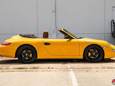 Used 2006 Porsche 911 Carrera 4S image 43