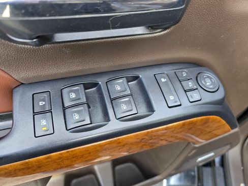 Used 2015 Chevrolet Silverado 3500 High Country image 26