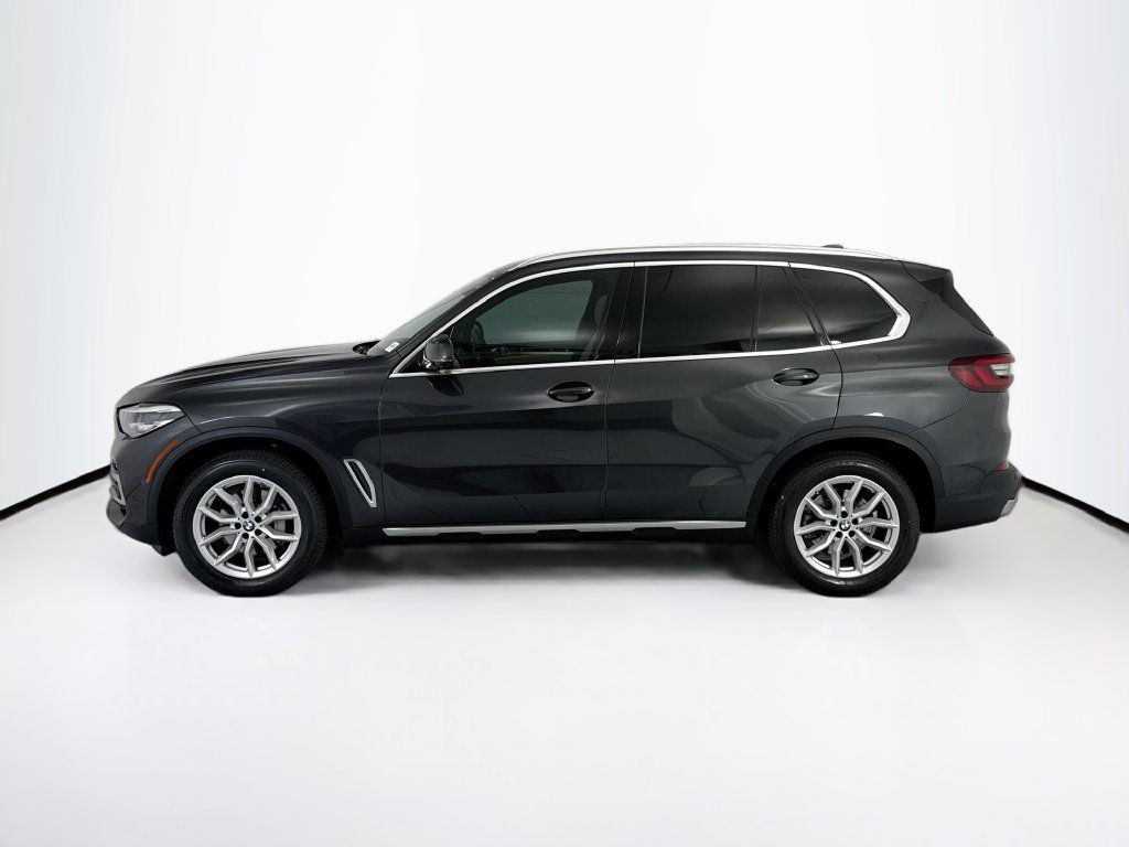 Certified 2022 BMW X5 xDrive40i w/ Premium Package AWD/4WD image 8