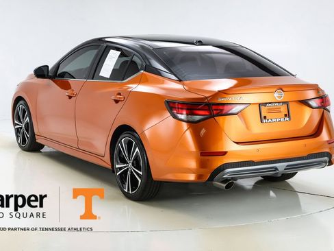 Used 2021 Nissan Sentra SR w/ SR Premium Package image 7