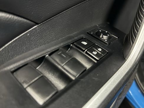 Used 2021 Toyota RAV4 XLE image 17