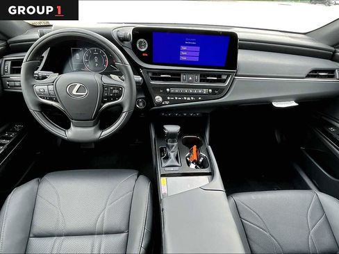 Used 2024 Lexus ES 350 w/ Luxury Package image 8