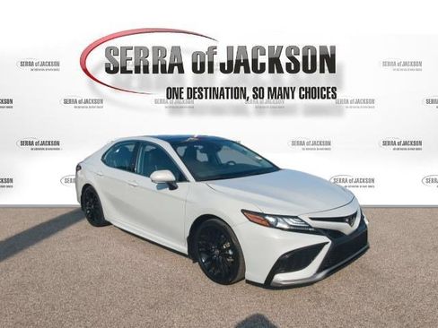 Used 2024 Toyota Camry XSE w/ Cold Weather Package AWD/4WD image 2