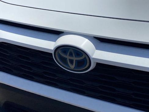 Used 2024 Toyota RAV4 XLE AWD/4WD image 26