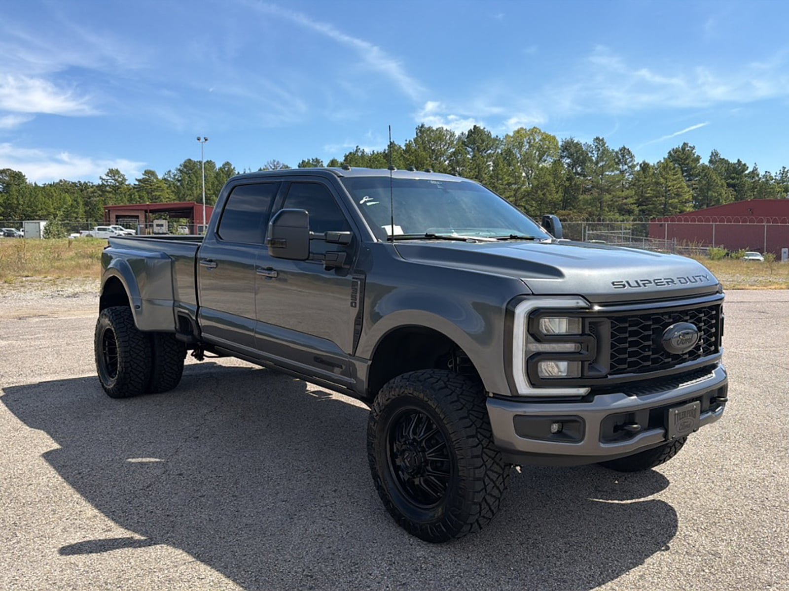 New 2026 Ford F350 Lariat w/ Chrome Package AWD/4WD image 2