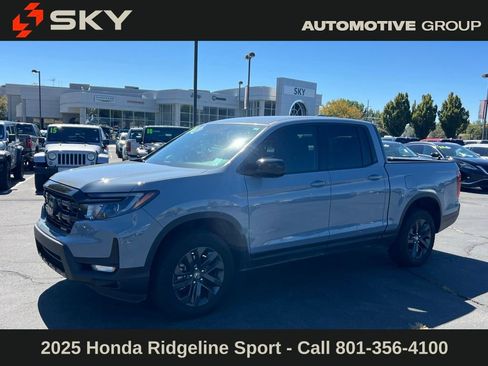 Used 2025 Honda Ridgeline Sport image 1