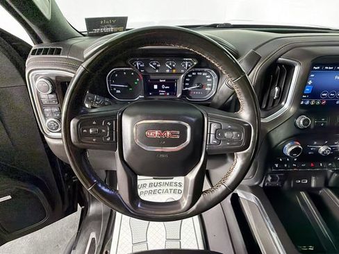 Used 2023 GMC Sierra 2500 AT4 w/ AT4 Preferred Package AWD/4WD image 11