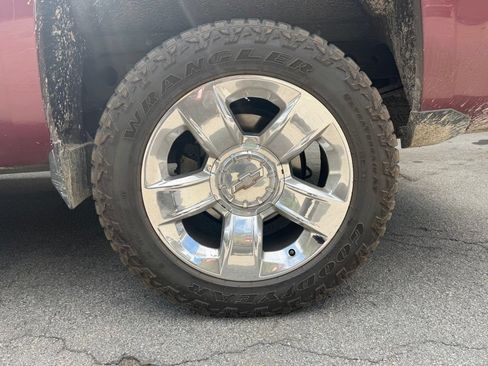 Used 2014 Chevrolet Silverado 1500 LTZ Z71 w/ LTZ Plus Package RWD image 12