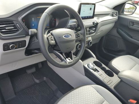 Certified 2026 Ford Escape Active w/ Cold Weather Package image 17