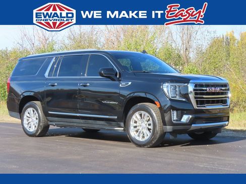 Used 2021 GMC Yukon XL SLT image 1