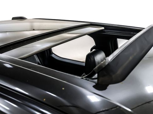 Used 2023 Ford F150 Raptor image 23