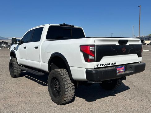 Used 2023 Nissan Titan PRO-4X w/ Pro-4x Convenience Package AWD/4WD image 7