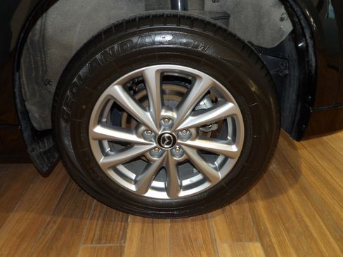 Certified 2024 MAZDA CX-5 AWD 2.5 S w/ Preferred Package image 9