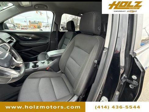 Certified 2023 GMC Terrain SLE w/ Driver Convenience Package image 9