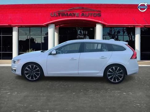 Used 2015 Volvo V60 T5 Premier FWD image 4