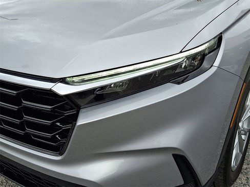 Used 2023 Honda CR-V EX-L image 9