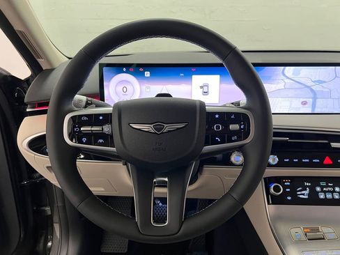 New 2026 Genesis GV70 2.5T Select image 17