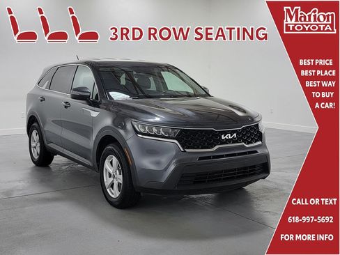 Used 2023 Kia Sorento LX AWD/4WD image 1