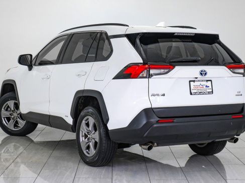 Used 2024 Toyota RAV4 LE image 8