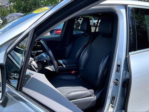 Certified 2024 Mercedes-Benz EQE 350+ 4MATIC SUV w/ Driver Assistance Package image 6