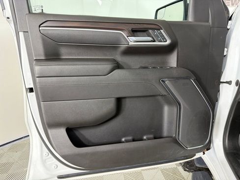 Used 2022 GMC Sierra 1500 SLT image 11