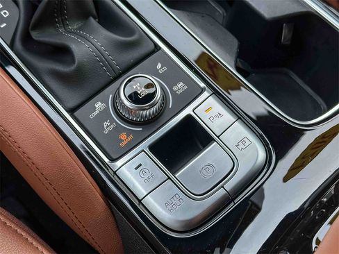 Used 2024 Kia Telluride SX X-Line image 37