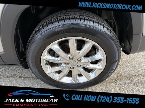 Used 2016 Jeep Cherokee Limited AWD/4WD image 30