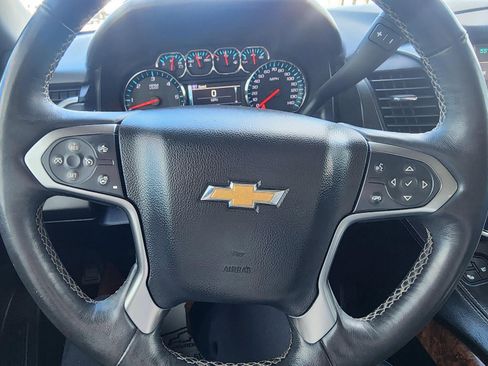 Used 2015 Chevrolet Suburban LTZ image 24