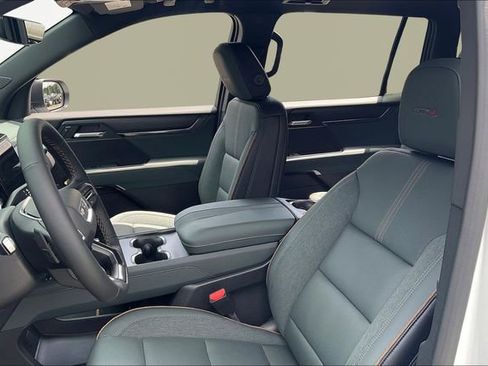 New 2026 GMC Acadia AT4 w/ Luxury Package AWD/4WD image 10