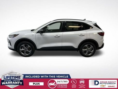 Used 2025 Ford Escape ST-Line image 5