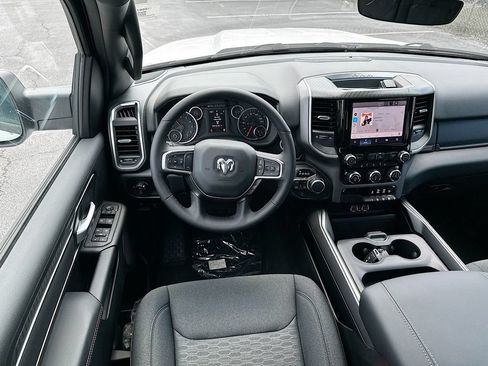 New 2026 RAM 1500 Big Horn AWD/4WD image 28