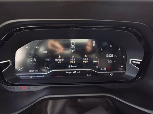 Used 2022 GMC Yukon Denali image 15