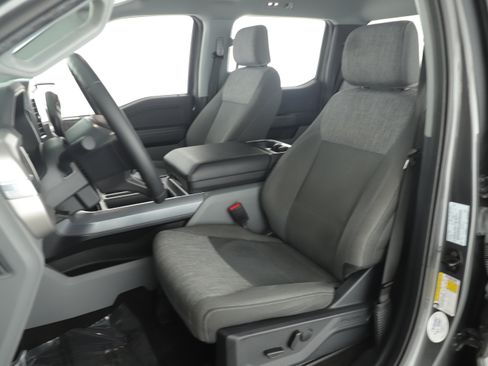 Certified 2022 Ford F150 XLT w/ Equipment Group 302A High image 13