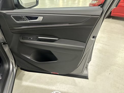 New 2026 Volkswagen Atlas Cross Sport SEL Premium R-Line image 39